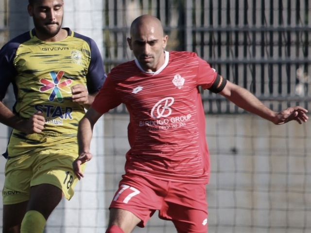 מלכה (איציק שטינוורצל)